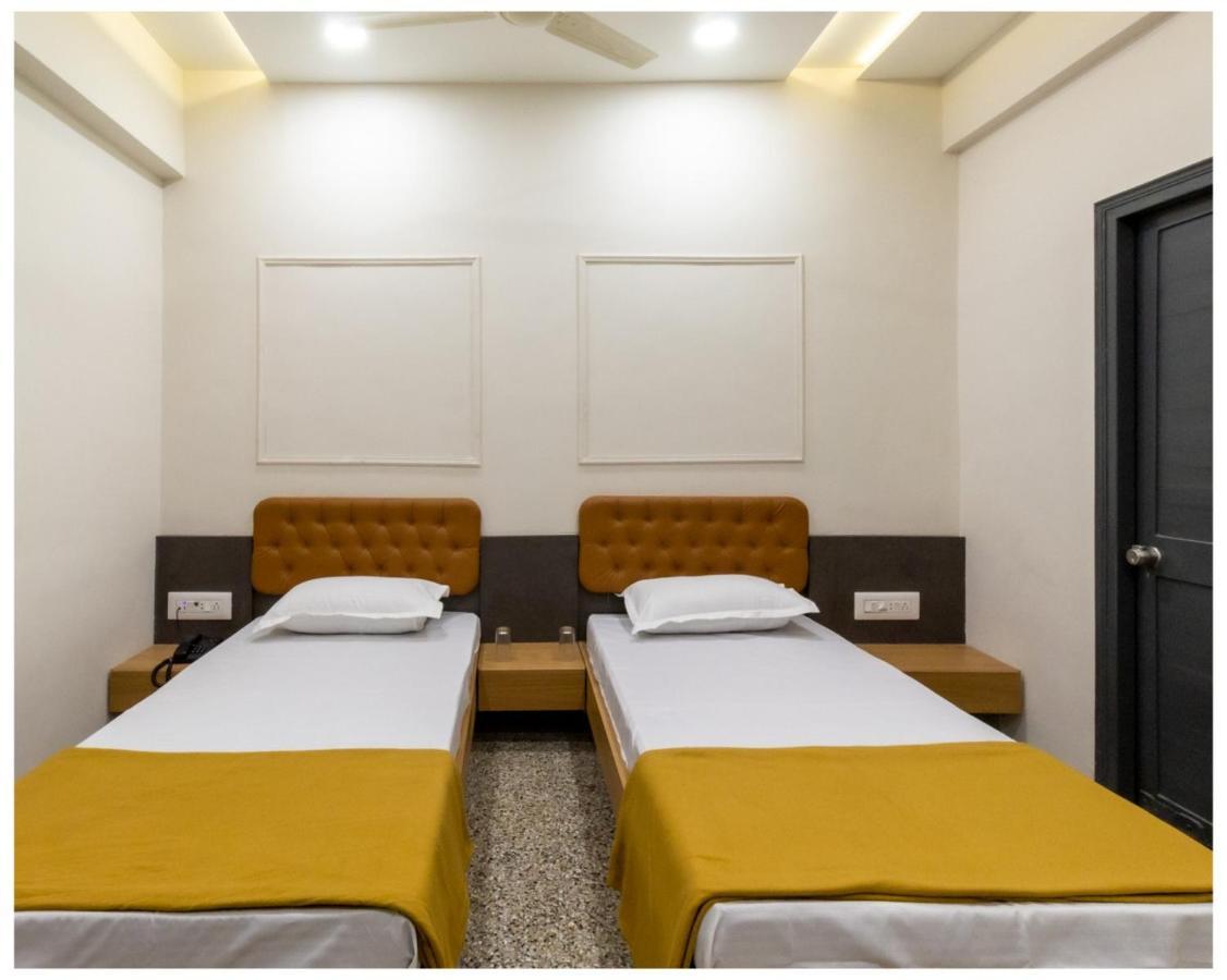 Prince Residency Club House Jamnagar Bagian luar foto