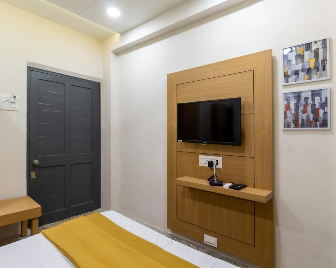 Prince Residency Club House Jamnagar Bagian luar foto