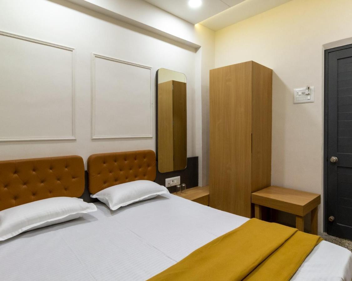 Prince Residency Club House Jamnagar Bagian luar foto